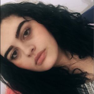 Meet your Posher, Katelyn